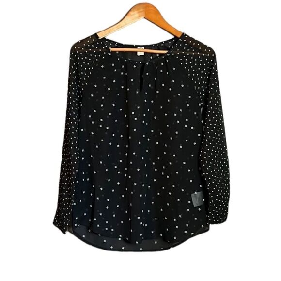 3 for $30! NWT! old navy sheer top. Size xs - Picture 1 of 10